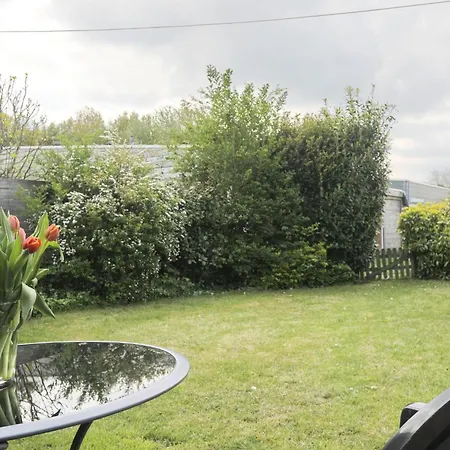 Hollandse Tulp - Charming Holiday Home Near The Beach Nyaraló