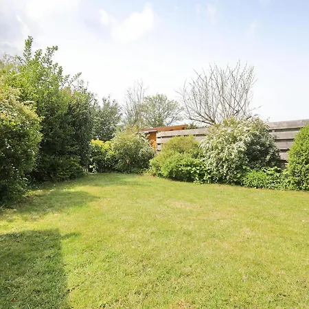 Hollandse Tulp - Charming Holiday Home Near The Beach
