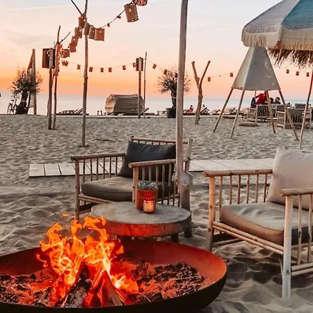 Hollandse Tulp - Charming Holiday Home Near The Beach Nyaraló