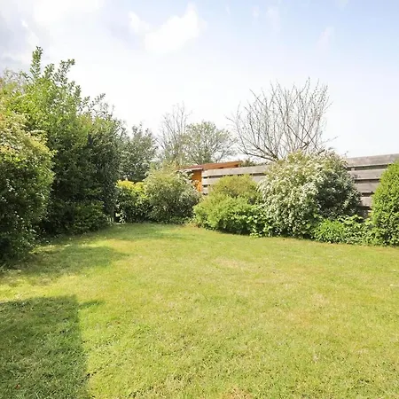 House Hollandse Tulp - 2 Km From The 펜션