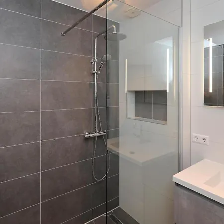 House Hollandse Tulp - 2 Km From The 펜션 노르트바이커하우트